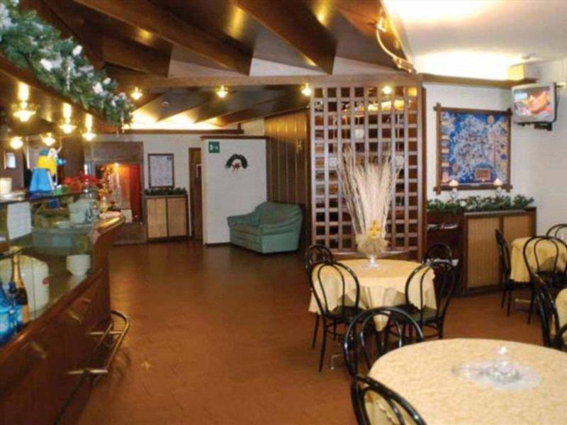 Hotel Alaska Livigno Exterior photo